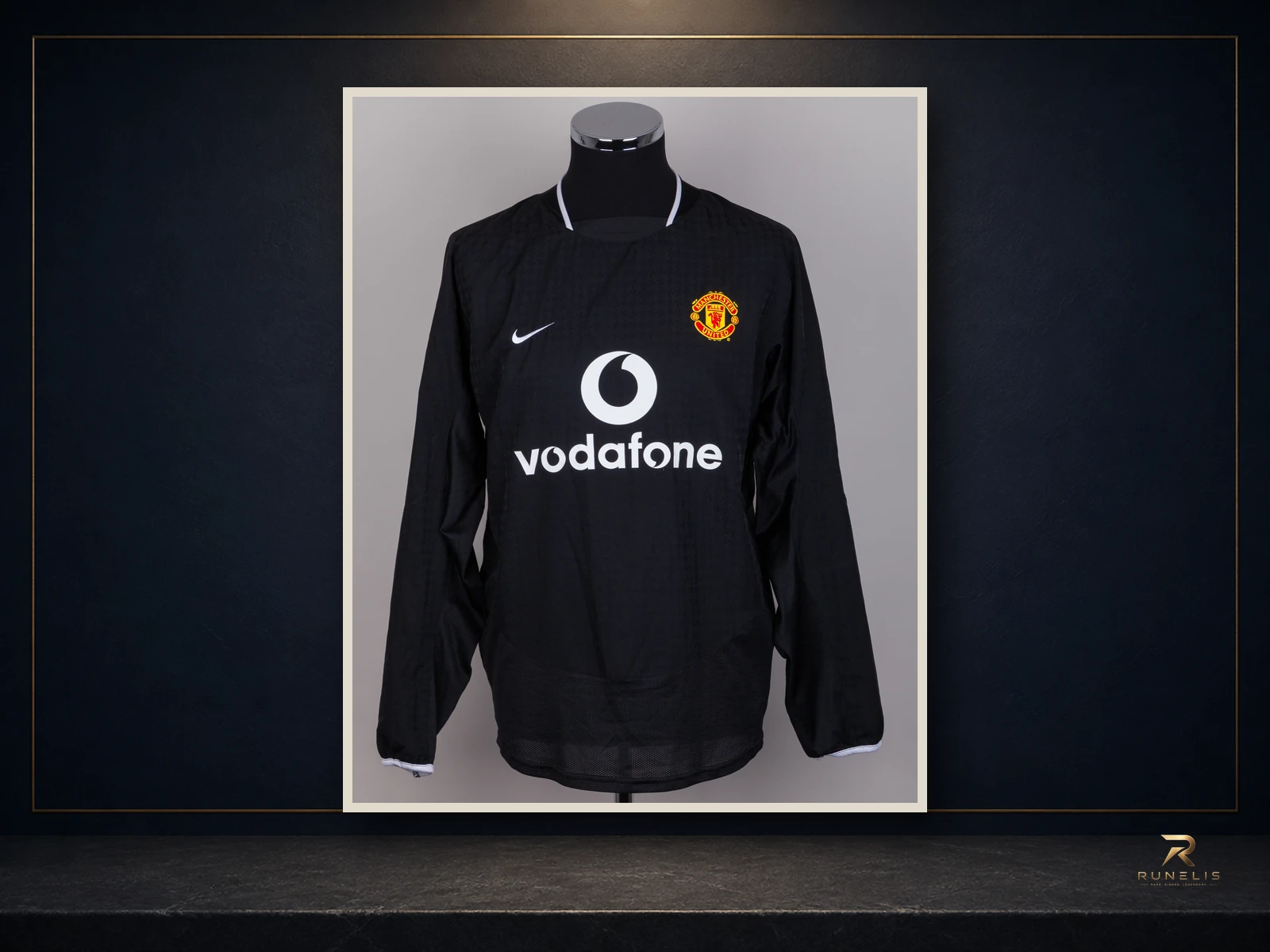 Source photograph of Cristiano Ronaldo Match-Worn Manchester United No.7 Shirt — Liverpool, 2005